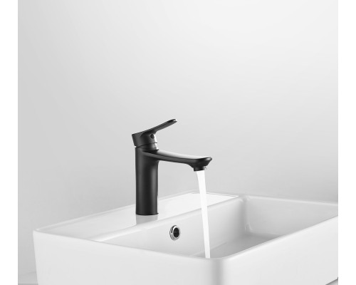 Смеситель на раковину Arrow AG4106MB черный