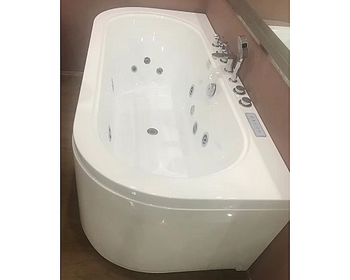 Ванна Frank F160 пристенная Размер 170x80x58см Ванна Frank F160 пристенная Размер 170x80x58см