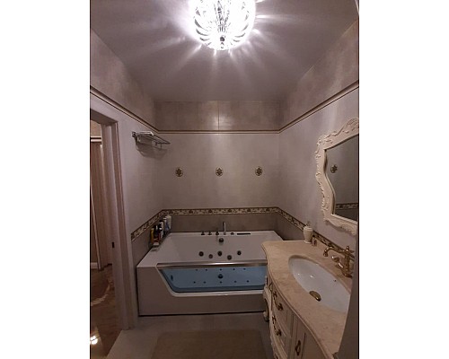 Ванна Frank F102 пристенная Размер 170x80x60см Ванна Frank F102 пристенная Размер 170x80x60см