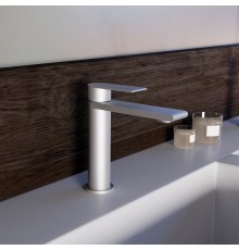 Смеситель для раковины Vincea Vogue (SS) VBF-2VS1BN однорычажный, сатин