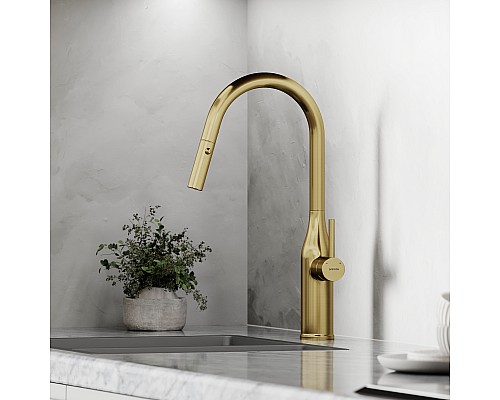 Смеситель для кухни SANCOS Grand SC4002BG с выдвижным изливом, браш золото Смеситель для кухни SANCOS Grand SC4002BG с выдвижным изливом, браш золото