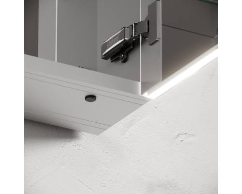 Зеркальный шкаф для ванной Sancos Evoke 800x700х136 мм с LED подсветкой SC8080