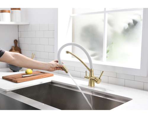 Смеситель для кухни Paulmark Siegen Si213111-BRw Бронза Белый