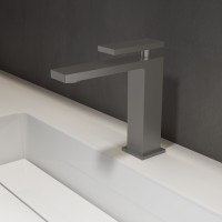 Смеситель для раковины Vincea Dice VBF-2DS1GM однорычажный, вороненая сталь