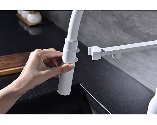 Смеситель для кухни Paulmark Magneto One Ma213188-WH Белый матовый