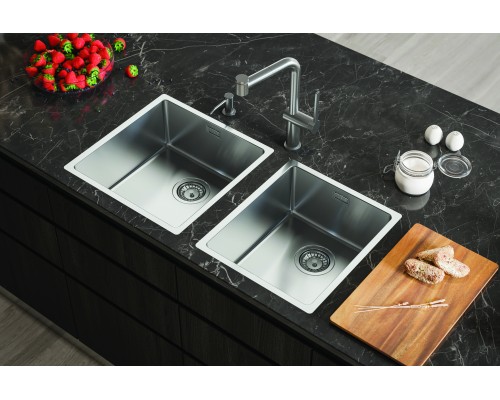 Кухонная мойка Alveus Kombino 40 1122682 нержавеющая сталь в комплекте с сифоном