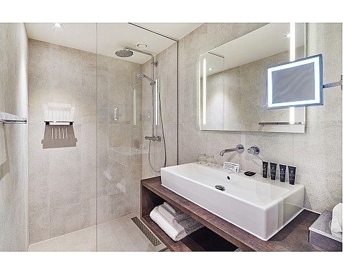 Смеситель Grohe для раковины на 2 отверстия, 19967001 201 мм