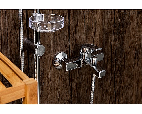 Смеситель для ванны Orange OneLife P02-100cr Хром