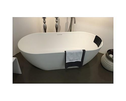 Овальная ванна из искусственного камня Riho Bilbao 170x80 белая BS1000500000000
