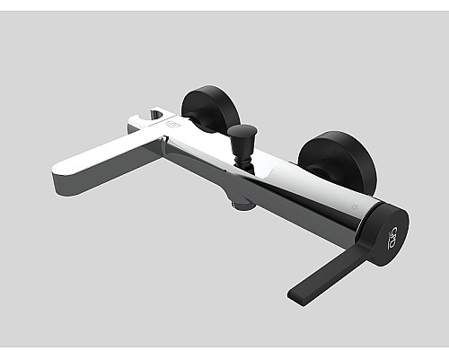 Смеситель для ванны GPD Gildo MBB165-K-S Хром Черный