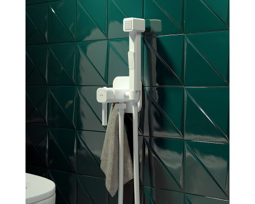 Гигиенический душ со смесителем Iddis Axes 004WTS0i08 Белый матовый