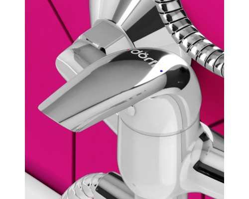 Смеситель для ванны Dorff Stark D1109500 универсальный Хром