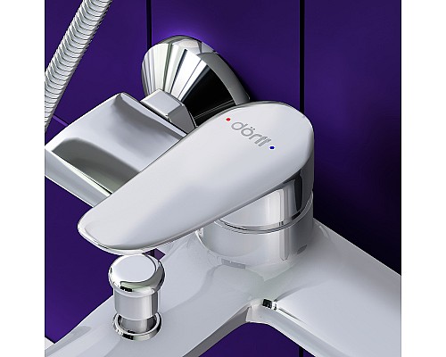 Смеситель для ванны Dorff Ultra D5010000 Хром Смеситель для ванны Dorff Ultra D5010000 Хром