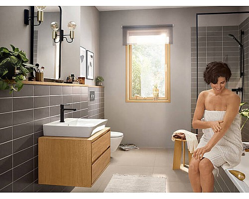 Смеситель для раковины Hansgrohe Rebris E 72557670 Черный матовый