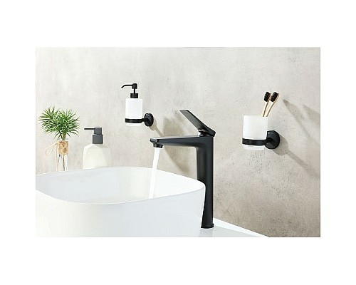 Смеситель для раковины Lemark Bronx LM3709BL Черный