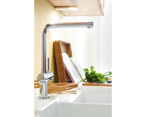 Смеситель Grohe однорычажный для мойки
