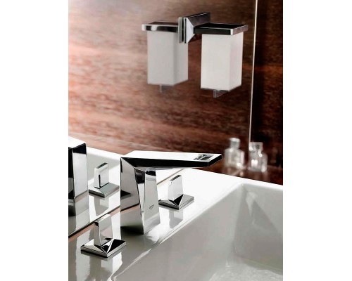 Смеситель Grohe для раковины
