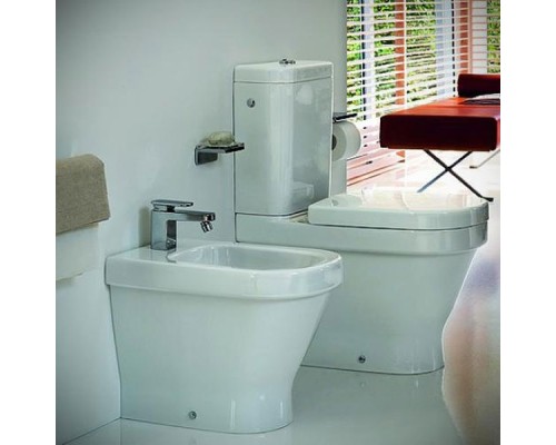 Чаша унитаза-компакта Laufen LB 3 8.2468.4 без бачка и сиденья