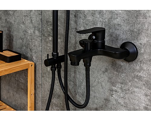 Смеситель для ванны Orange Aristo M19-100b Черный матовый