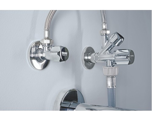 Вентиль Grohe угловой сической розеткой