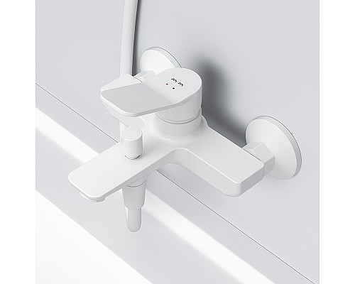 Смеситель для ванны AM.PM X-Joy F85A10033 Белый