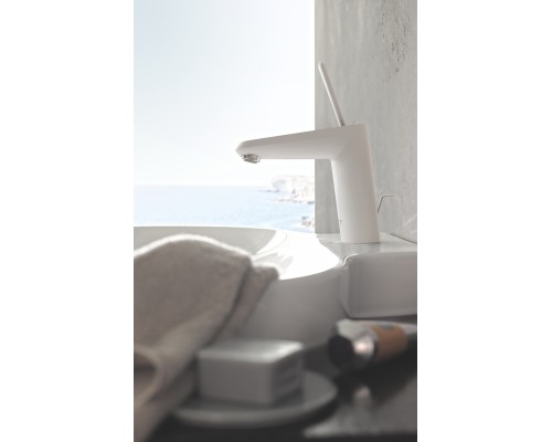 Смеситель Grohe для раковины со сливным гарнитуром