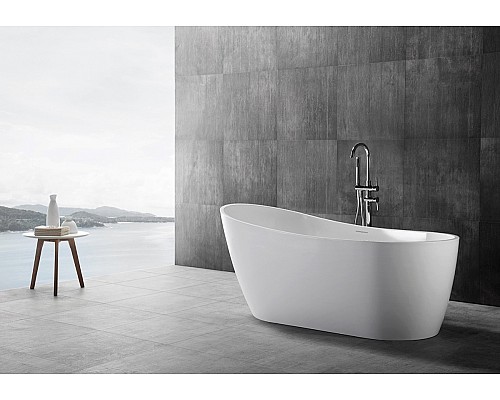 Акриловая ванна ABBER AB9353-1.3