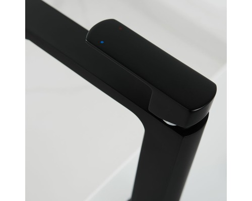 Смеситель для раковины Vincea Next VBF-1N1MB Черный матовый