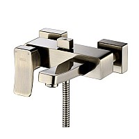 Смеситель для ванны WasserKRAFT 1601 с коротким изливом