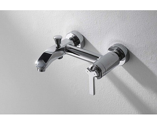 Смеситель для ванны Bravat Waterfall F673107C-01 Хром