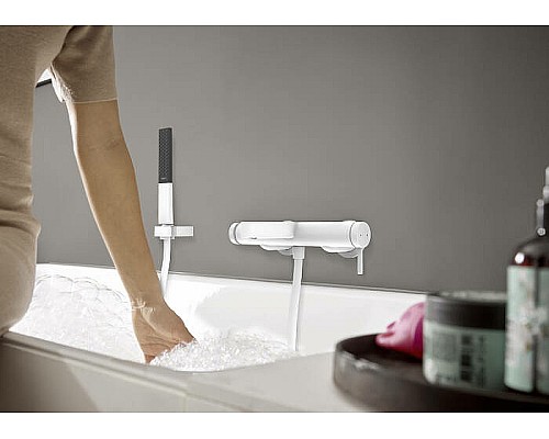 Смеситель для ванны Hansgrohe Finoris 76420700 Белый матовый