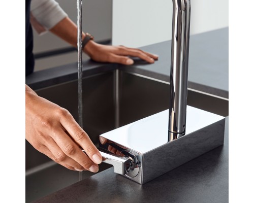 Смеситель для кухни Hansgrohe Aquno Select M81 Хром