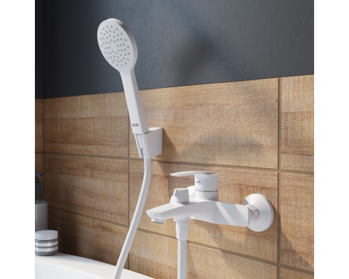 Смеситель для ванны белый матовый IDDIS Ray RAYWT02i02