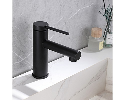 Смеситель ABBER Emotion AF8810B для раковины, черный матовый