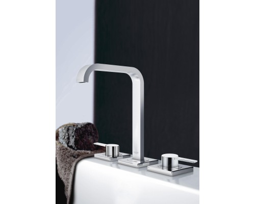 Смеситель Grohe для ванны на 3 отверстия