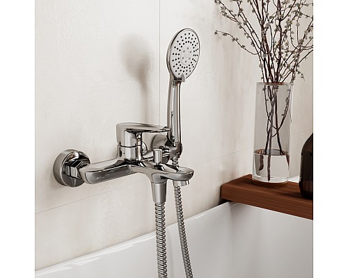 Смеситель для ванны WasserKRAFT 5601 с коротким изливом