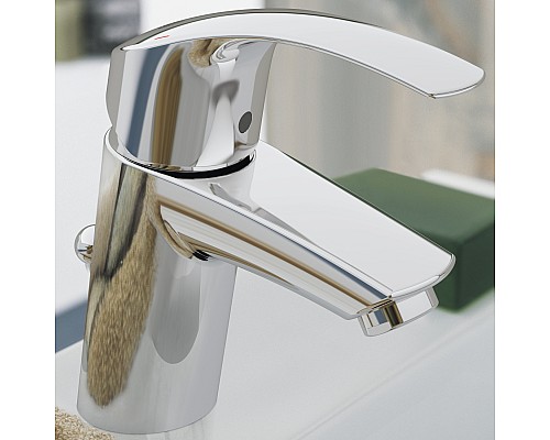 Смеситель Grohe для раковины однорычажный с цепочкой 23372002