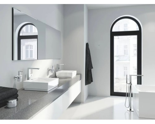 Смеситель для раковины Grohe Plus Хром