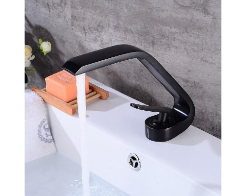 Смеситель для раковины Boch Mann Hoe B BM9633 Черный матовый