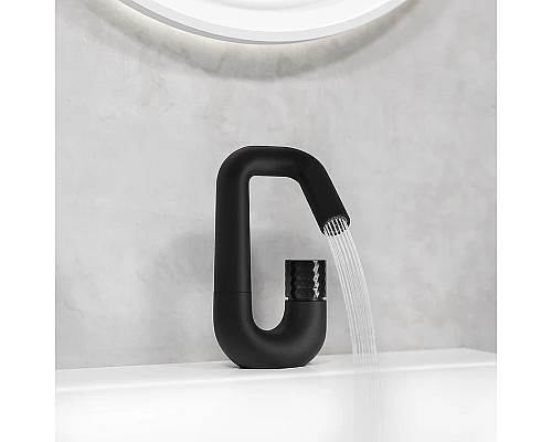 Смеситель для раковины Iddis Twist TWIBLBTi01 Черный матовый