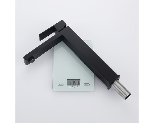 Смеситель для раковины Splenka S224.15.06 Черный матовый