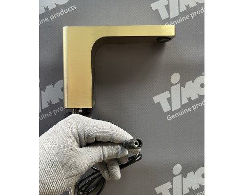 Смеситель для раковины Timo Torne 4313/17F Золото матовое