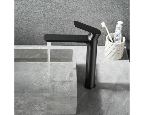 Смеситель для раковины Black&White Universe UK8302B 8302BUK Черный матовый