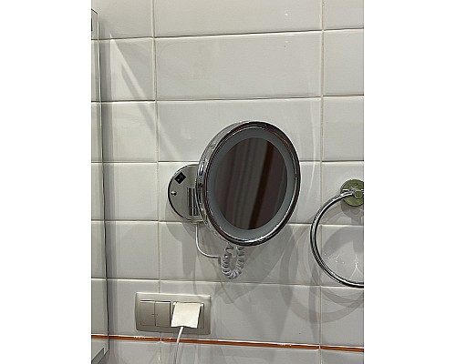 Косметическое зеркало Timo Saona 13074/00 с подсветкой Хром Косметическое зеркало Timo Saona 13074/00 с подсветкой Хром