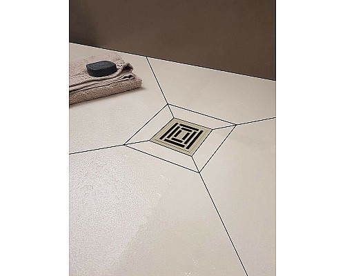 Душевой трап Berges Platz Uno 100x100 090169 с решеткой Хром матовый Душевой трап Berges Platz Uno 100x100 090169 с решеткой Хром матовый