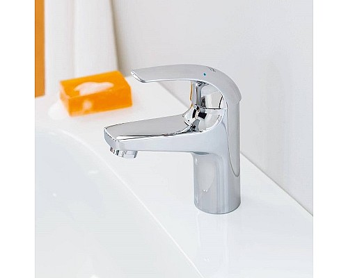 Смеситель для раковины Grohe Baucurve 32848000 Хром