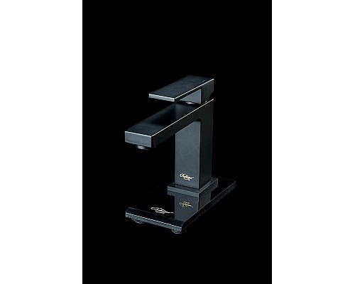 Смеситель для раковины Boheme Qubic 471-B Черный матовый