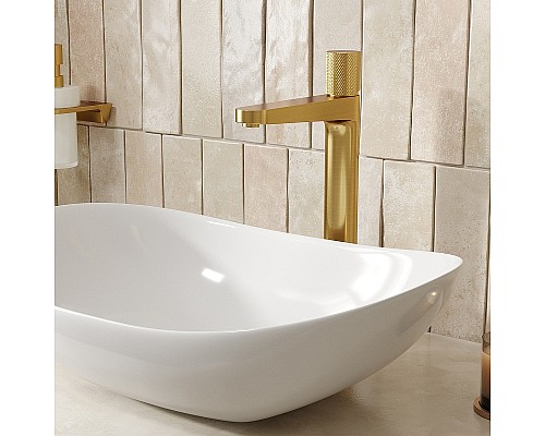 Смеситель для раковины WasserKRAFT Schunter 8203H Золото матовое