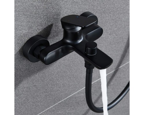 Смеситель для ванны Black&White Universe UK8303B 8303BUK Черный матовый
