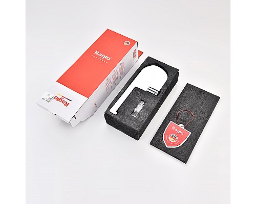 Держатель туалетной бумаги Raglo R300.03 с полкой Хром